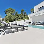 Oasis - Five Bedroom With Private Pool *