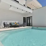 ヴィラ Oasis - Five Bedroom With Private Pool *