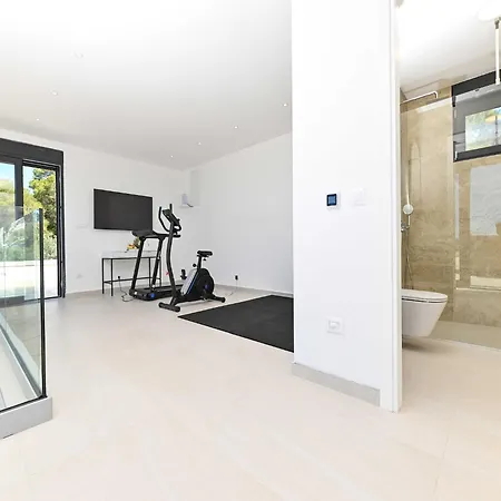 Oasis - Five Bedroom With Private Pool Villa