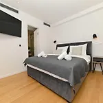 Oasis - Five Bedroom With Private Pool Villa Trogir