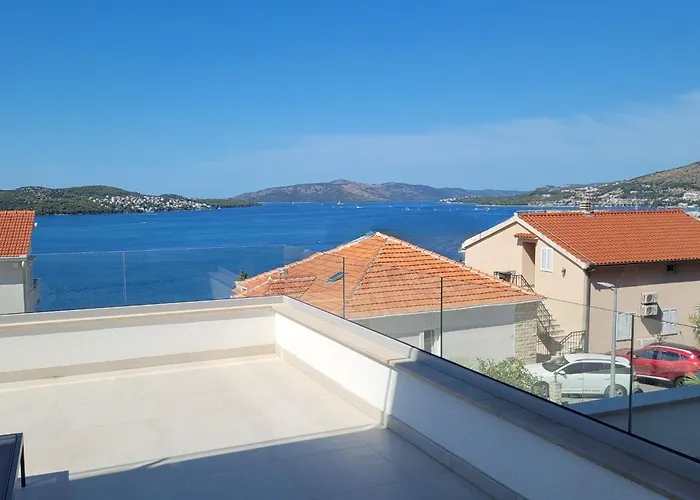 Oasis - Five Bedroom With Private Pool *